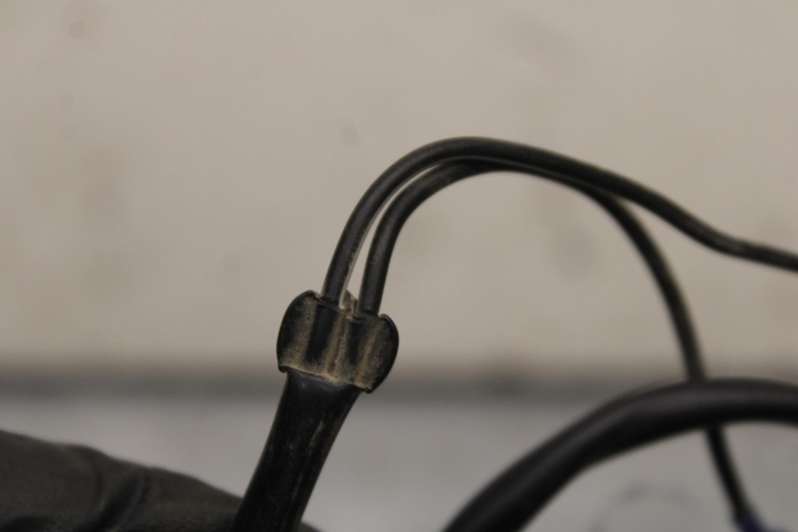 13 KTM 350 SXF KILL OFF SWITCH BUTTON BB104