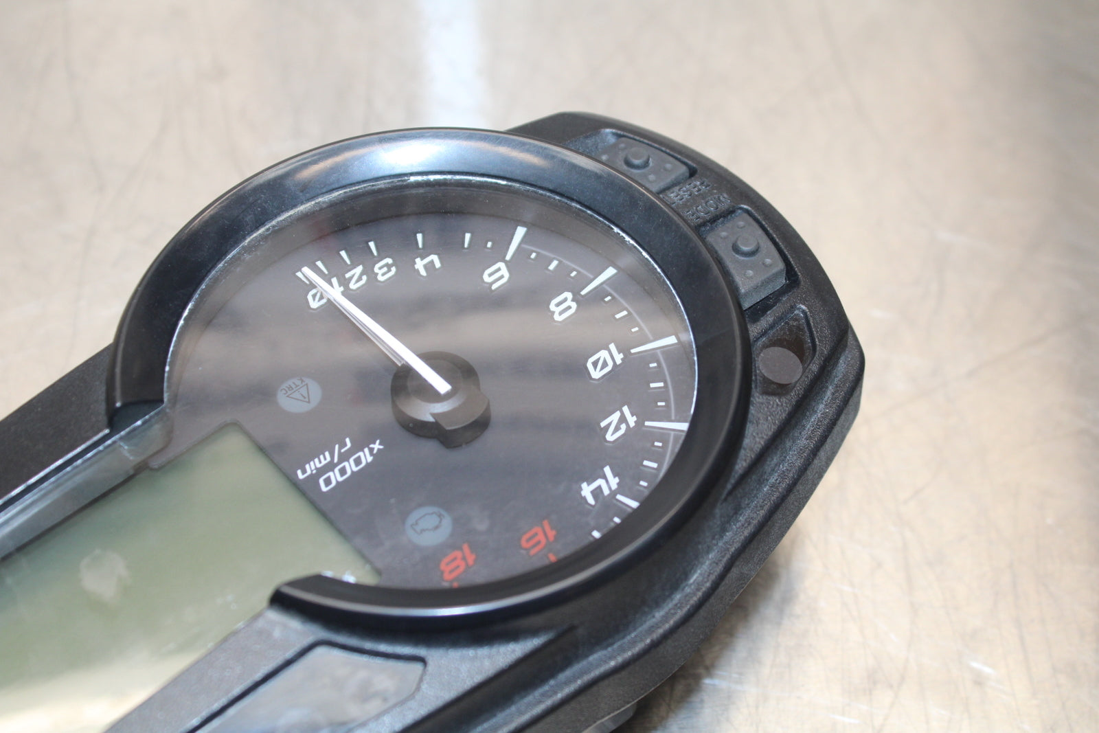 13-17 KAWASAKI NINJA ZX6R ZX636 ABS SPEEDO TACH GAUGES DISPLAY CLUSTER BB143