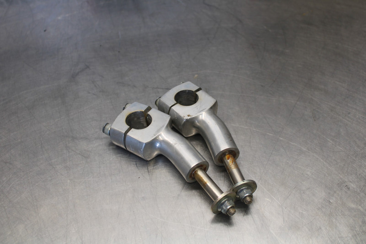 95 HONDA SHADOW 1100 HANDLEBAR RISERS BB885