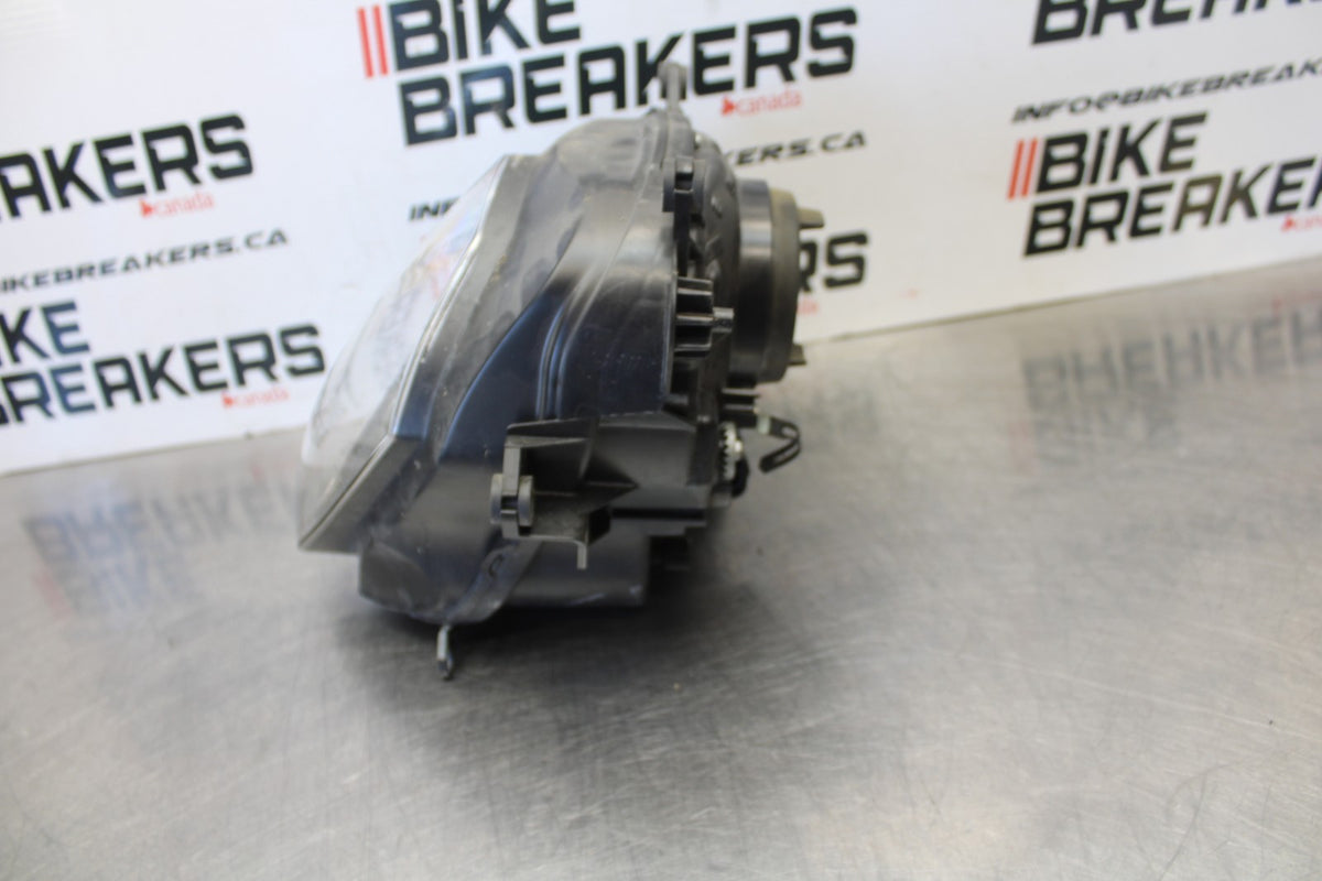 07 SUZUKI GSXR1000 FRONT HEADLIGHT HEAD LIGHT LAMP 35100-21H00-999 BB770