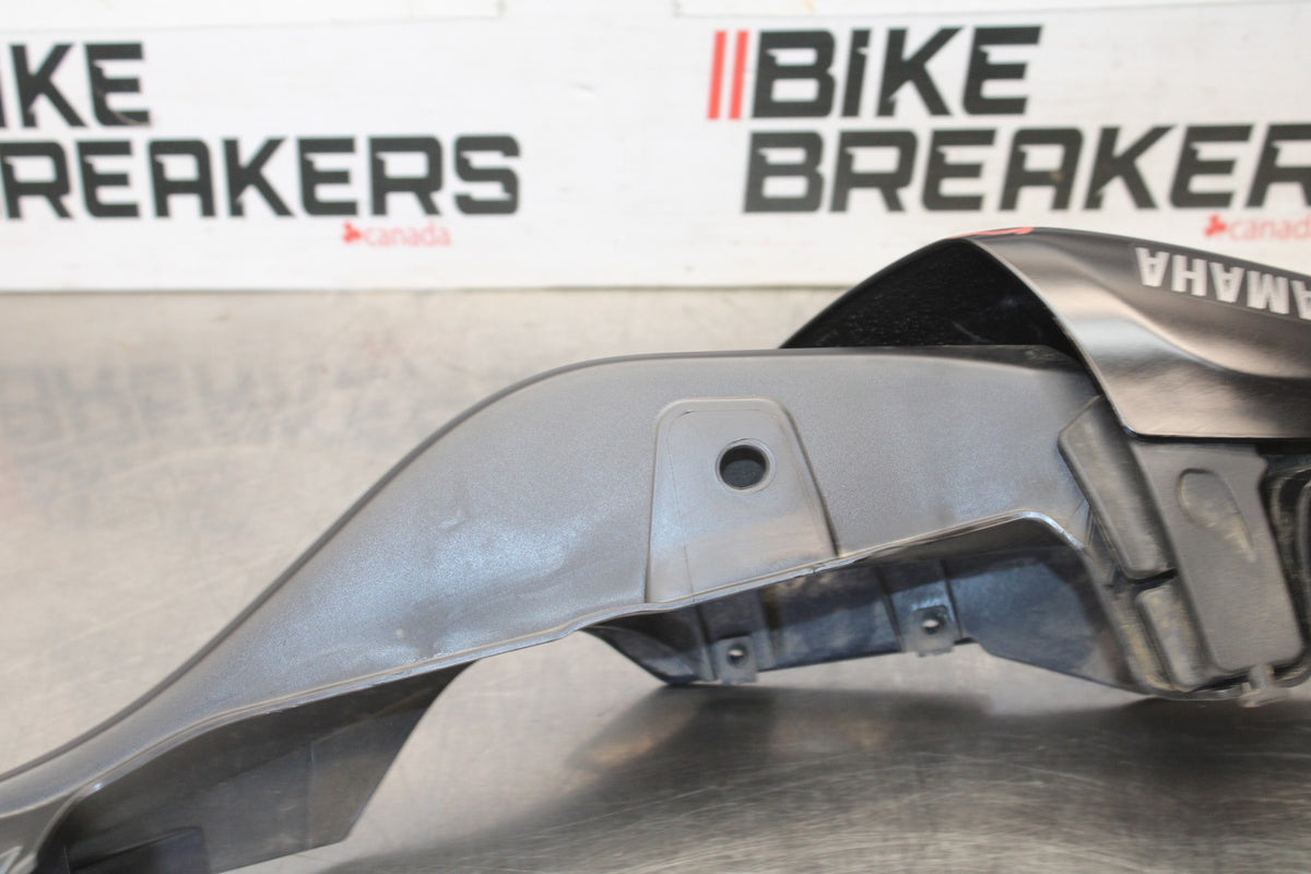 23-24 YAMAHA MT-07 RIGHT REAR BACK TAIL FAIRING COWL SHROUD BB927
