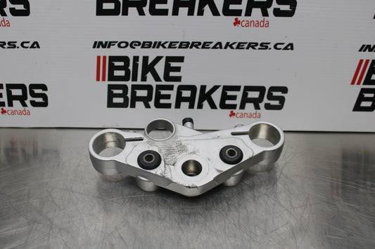 08 MOTO GUZZI BREVA 750 FORKS UPPER TRIPLE TREE CLAMP BB154