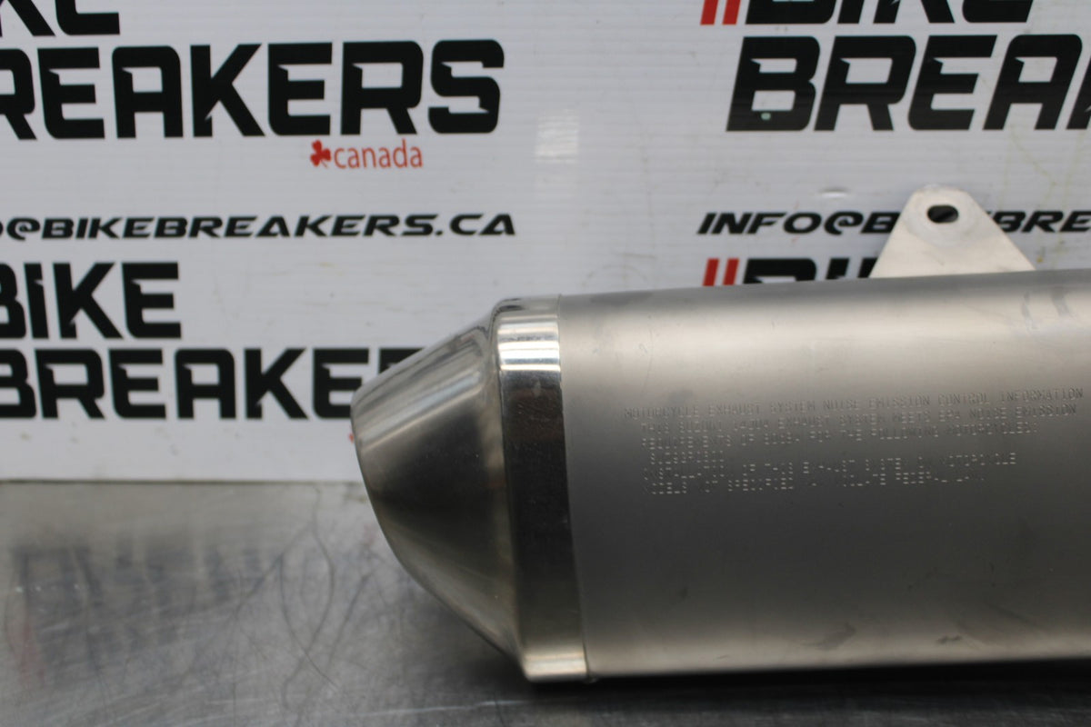 11-24 SUZUKI GSXR750 EXHAUST PIPE MUFFLER SLIP ON CAN SILENCER BB630