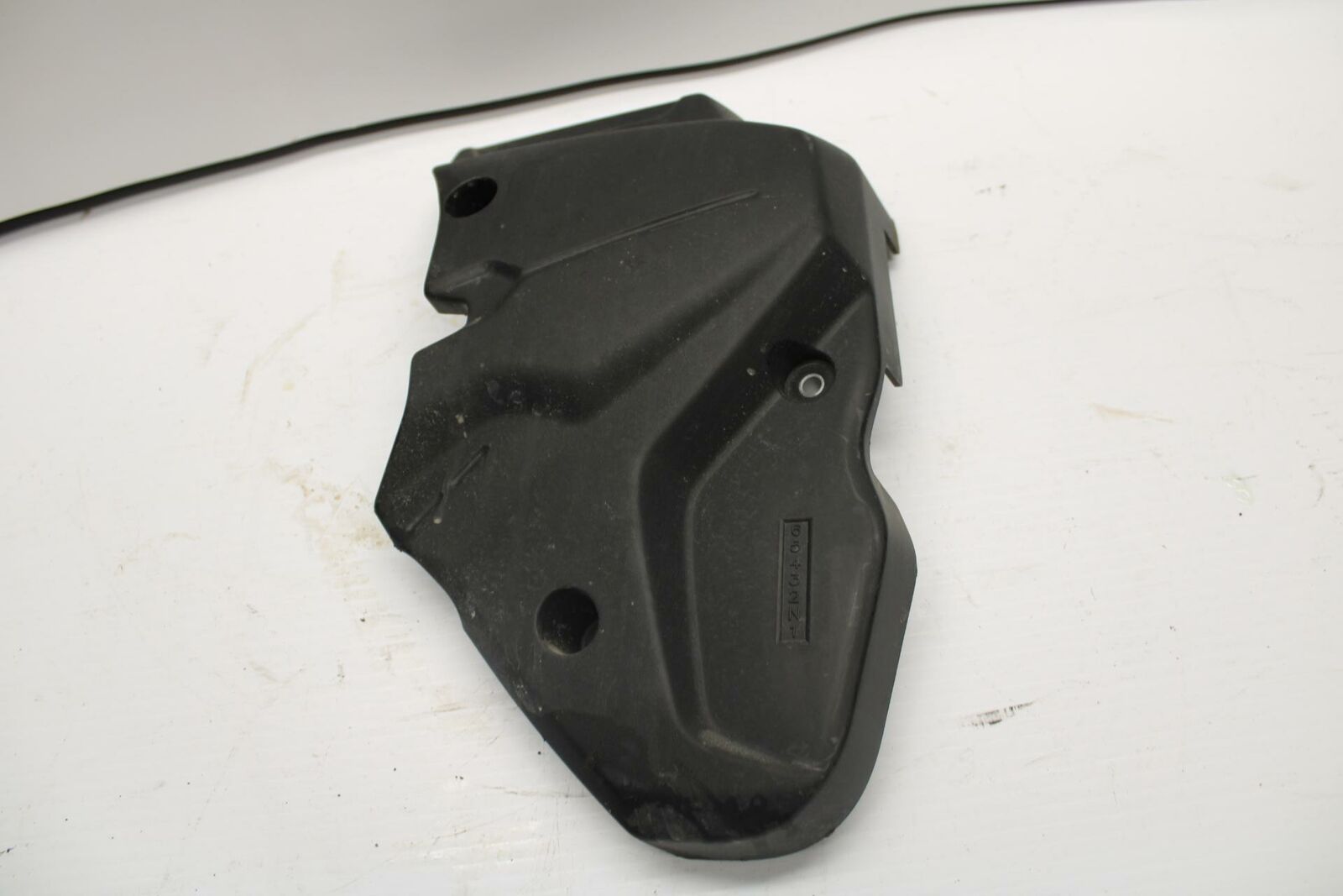 13-16 SUZUKI BANDIT 1250S ABS ENGINE SPROCKET COVER BB238