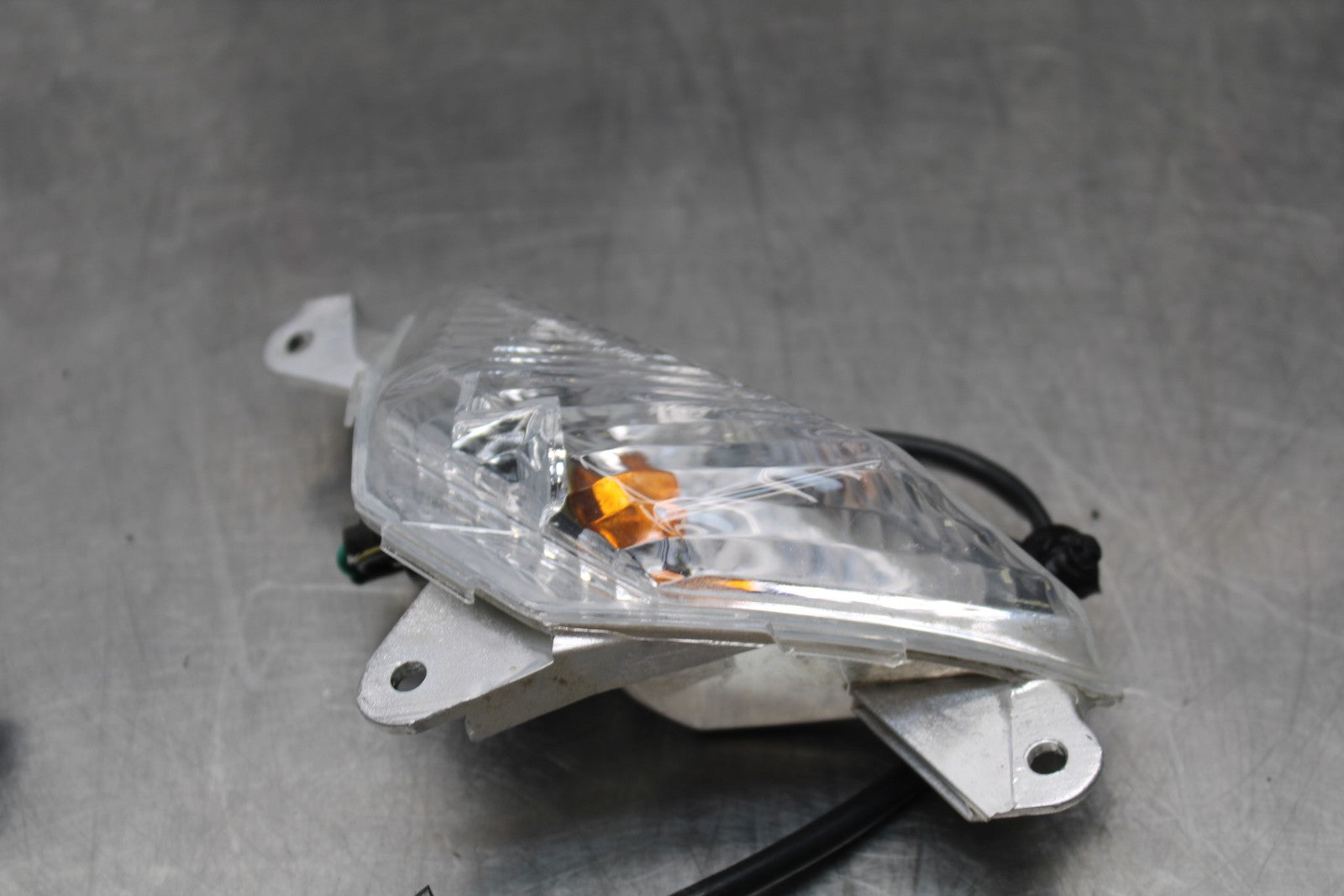 13-17 KAWASAKI NINJA 300 EX300 ABS LEFT FRONT TURN SIGNAL LIGHT INDICATOR BB187