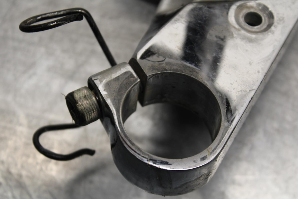 2007 Honda Shadow Spirit 1100 VT1100C FRONT  LOWER TRIPLE TREE STEM BB561