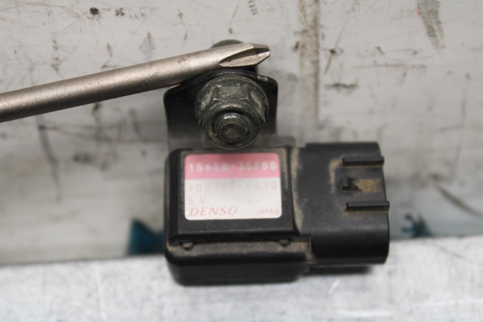 2001 Suzuki GSXR600 MAP MASS AIR FLOW PRESSURE SENSOR 15620-35F00 BB59