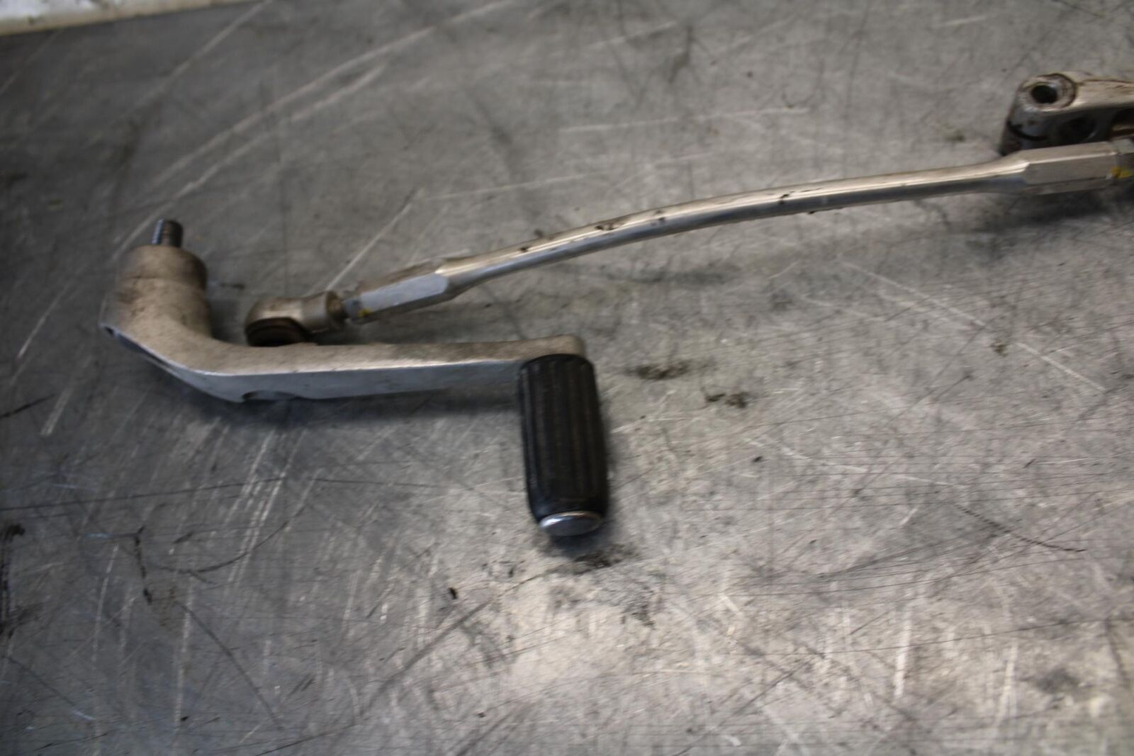 2011 Honda CBR600RR SHIFTER LINKAGE SHIFT LINK PEDAL 24720-MFJ-305 BB520