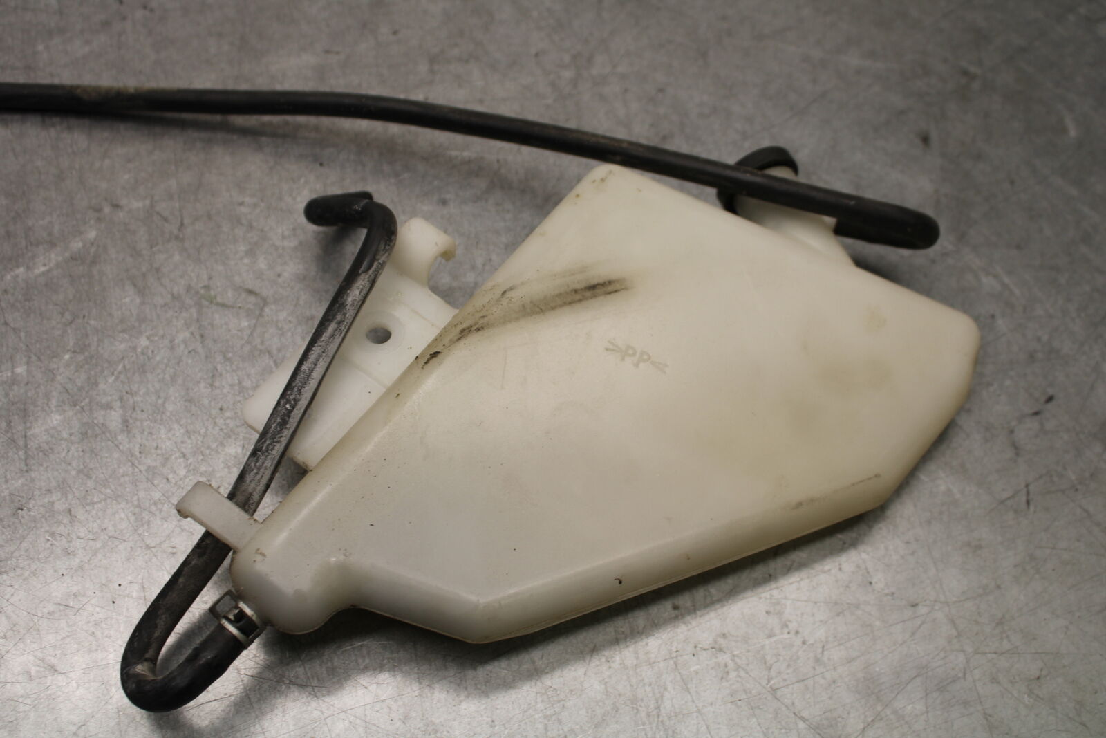 05-06 SUZUKI GSXR1000 COOLANT WATER TANK RESERVOIR BOTTLE 17910-41G00 BB663