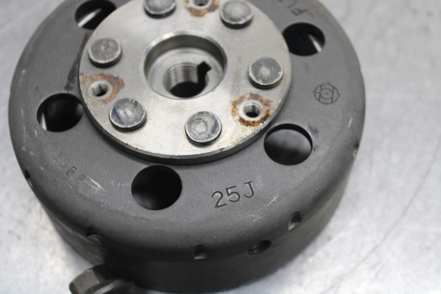 83-85 YAMAHA RIVA 180 XC180 MAGNETO FLYWHEEL ROTOR BB109 
