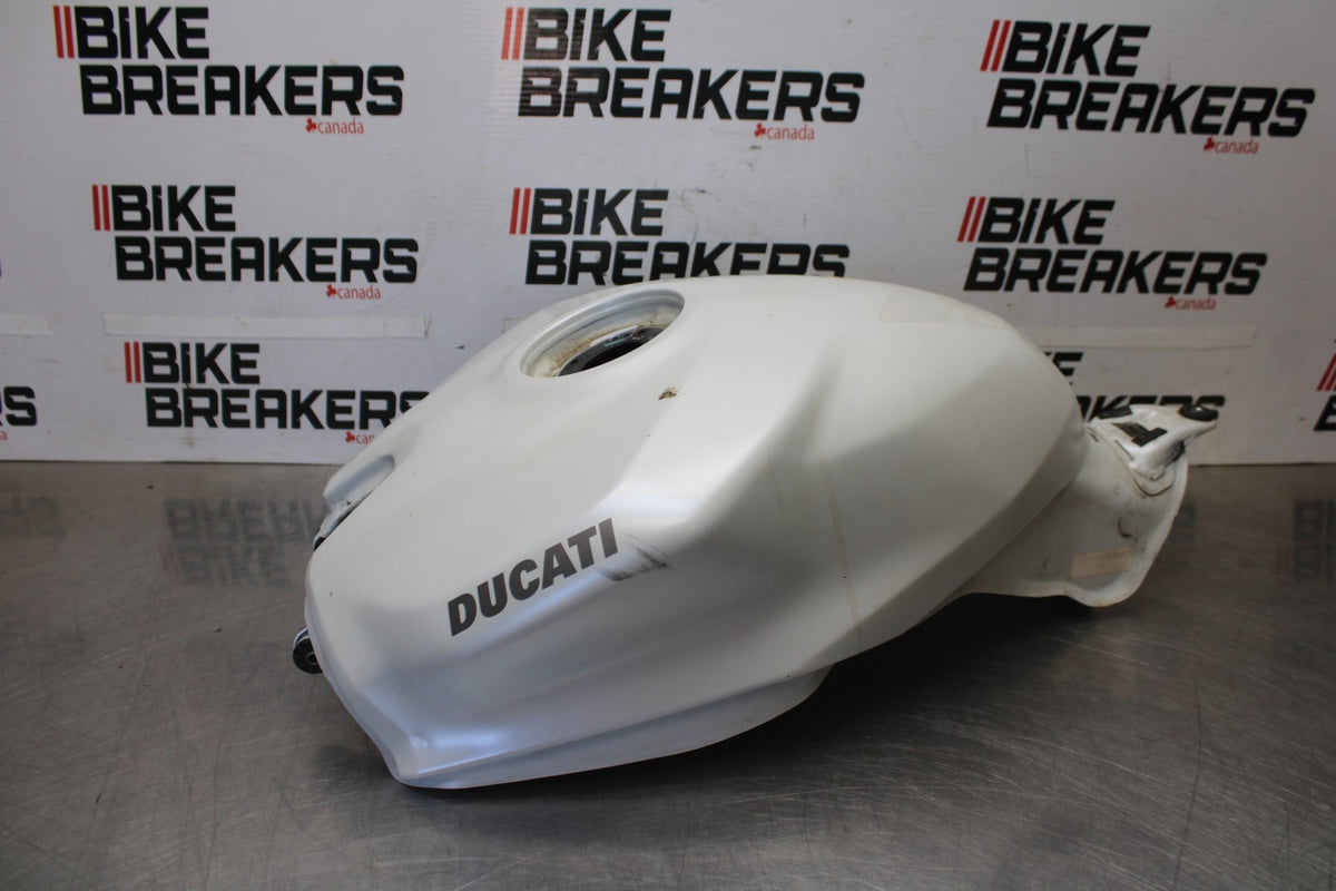 16 DUCATI 959 PANIGALE GAS TANK FUEL CELL PETROL RESERVOIR BB912