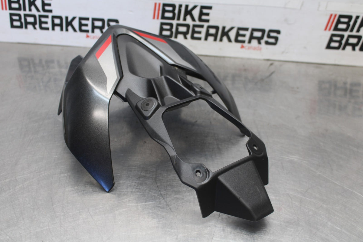 25 KAWASAKI Z900 FRONT UPPER NOSE FAIRING COWL SHROUD BB928