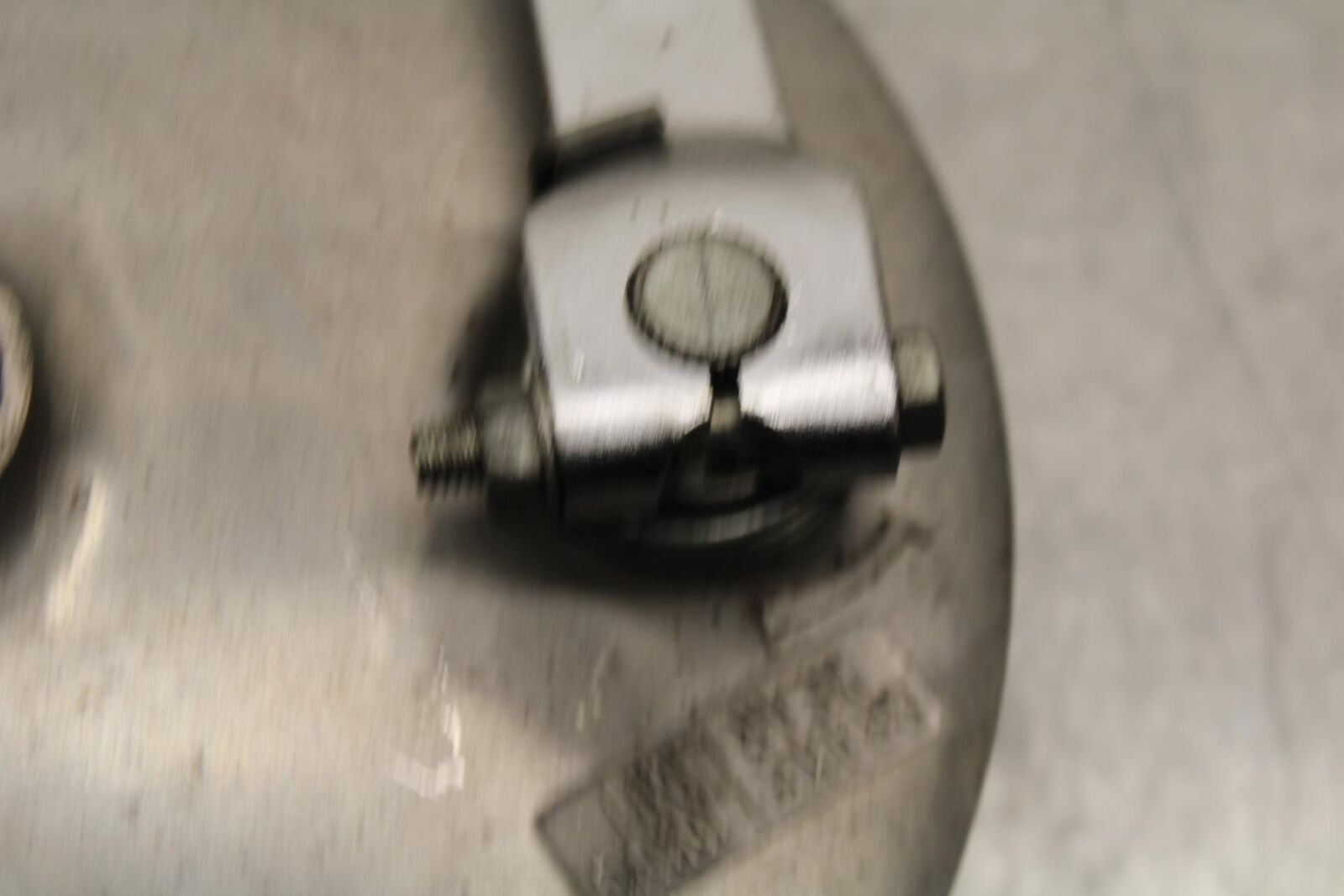 75 SUZUKI GT 550 REAR BACK DRUM BRAKE BB67