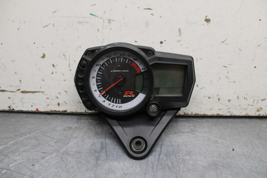 06-07 SUZUKI GSXR 600 SPEEDO TACH GAUGES CLUSTER SPEEDOMETER TACHOMETER BB243