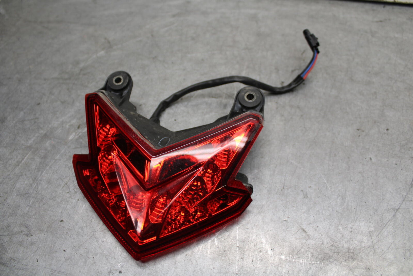 13-18 KAWASAKI NINJA ZX6R REAR TAIL TAILLIGHT BACK BRAKE LIGHT 23025-0345 BB666
