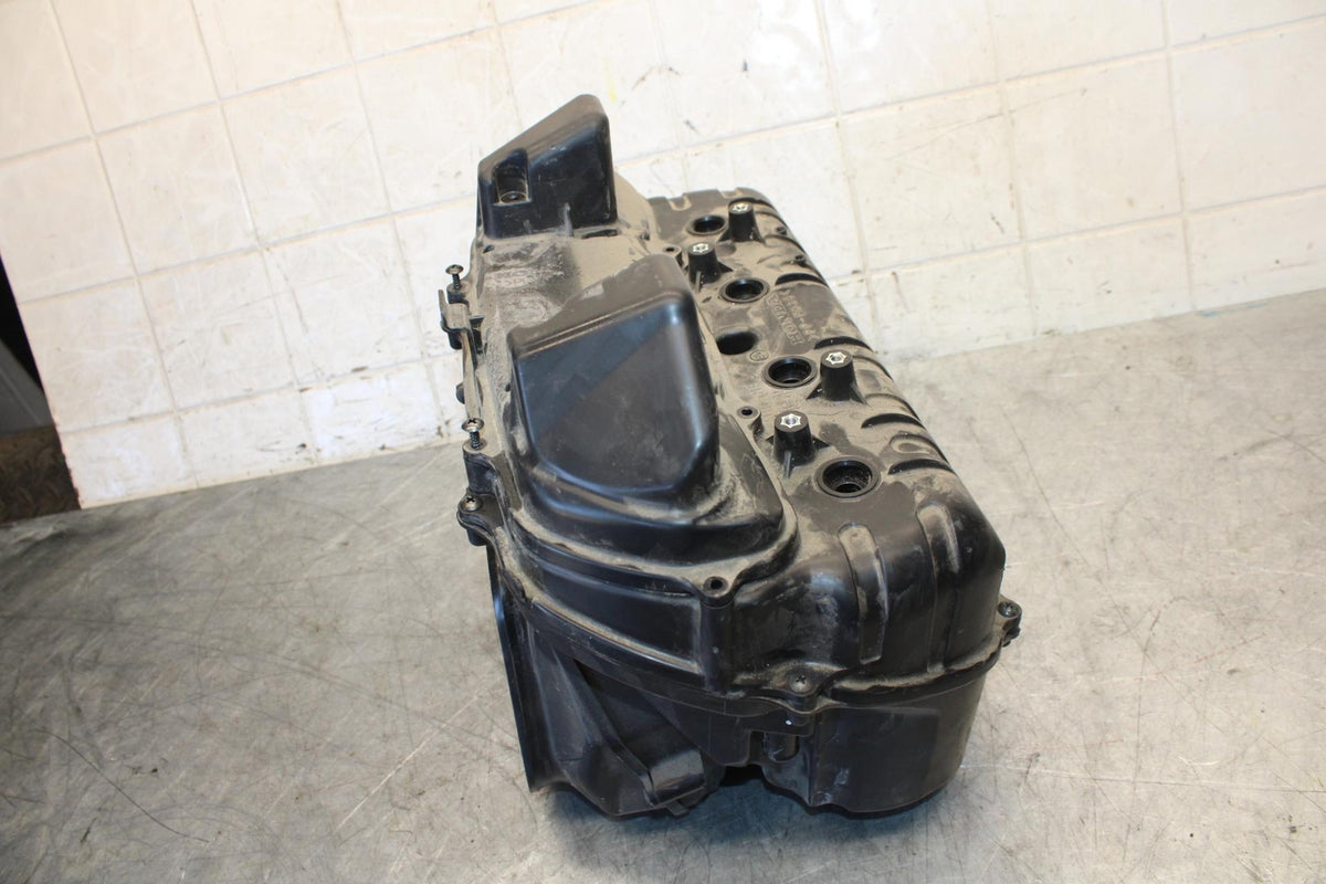 2007 Honda CBR600RR AIRBOX INTAKE FILTER BOX 17220-MFJ-D00 17240-MFJ-D00 BB536