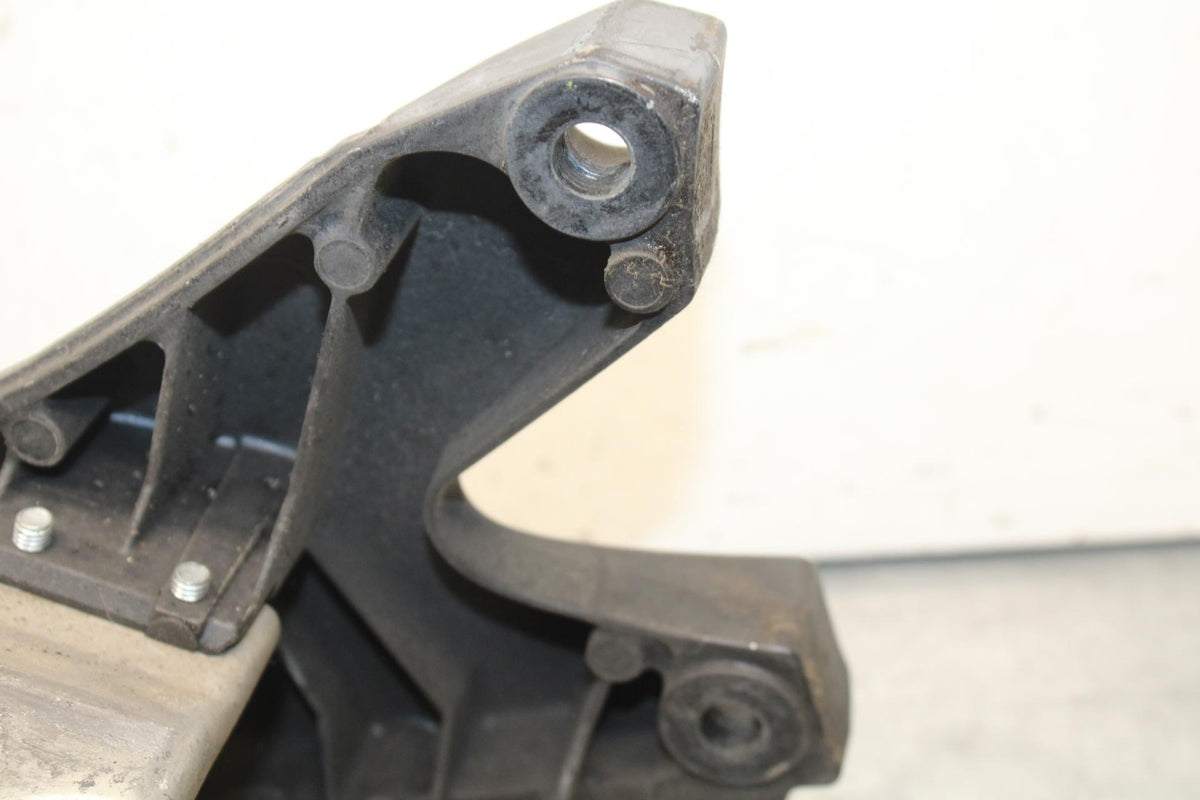 06-07 SUZUKI GSXR 600 750 FRONT SUBFRAME SUB FRAME BB98