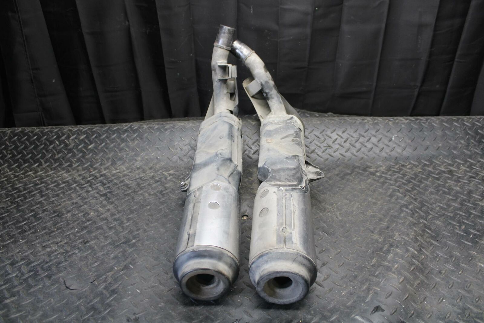 91-02 HONDA ST1100 EXHAUST PIPE MUFFLER SLIP ON CAN SILENCER BB222