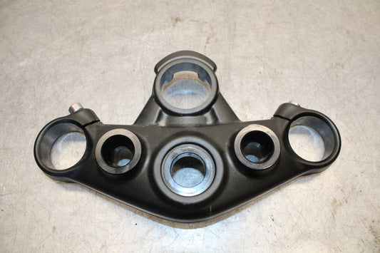 19-21 TRIUMPH SPEED TWIN 1200 FORKS UPPER TRIPLE TREE CLAMP T2043304 BB653