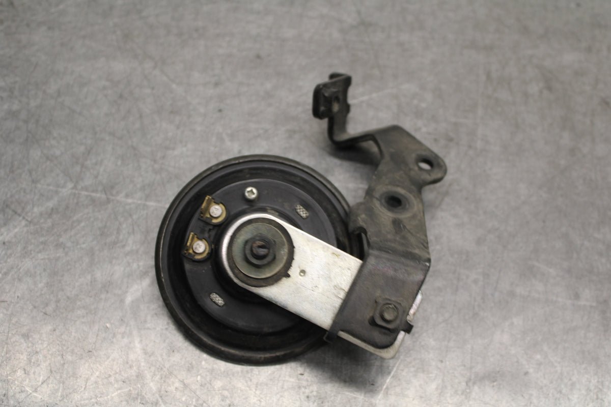 07-08 YAMAHA YZF R1 HORN SIGNAL BB675