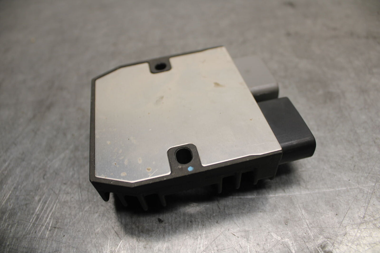 07-08 YAMAHA YZF R1 RECTIFIER VOLTAGE REGULATOR  BB675