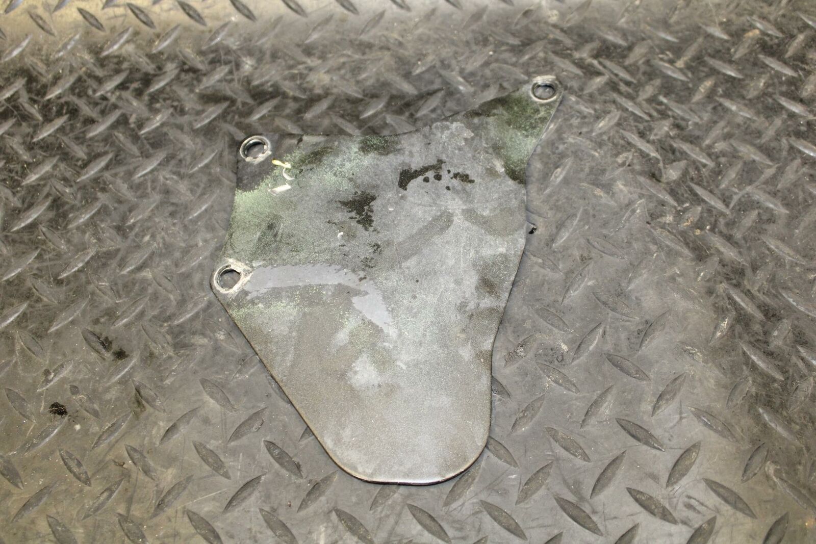 06-07 KAWASAKI NINJA ZX10R REAR SWINGARM BACK SUSPENSION COVER GUARD BB186