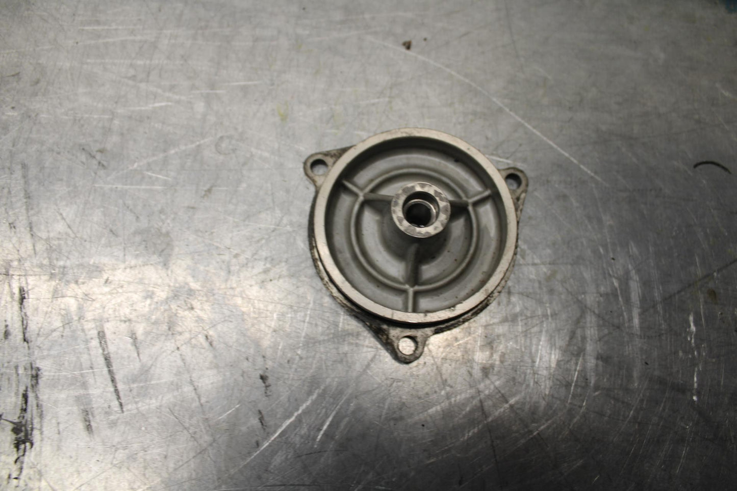 08-10 SUZUKI GSXR 600  ENGINE MOTOR IDLER IDLING GEAR COVER CAP BB92