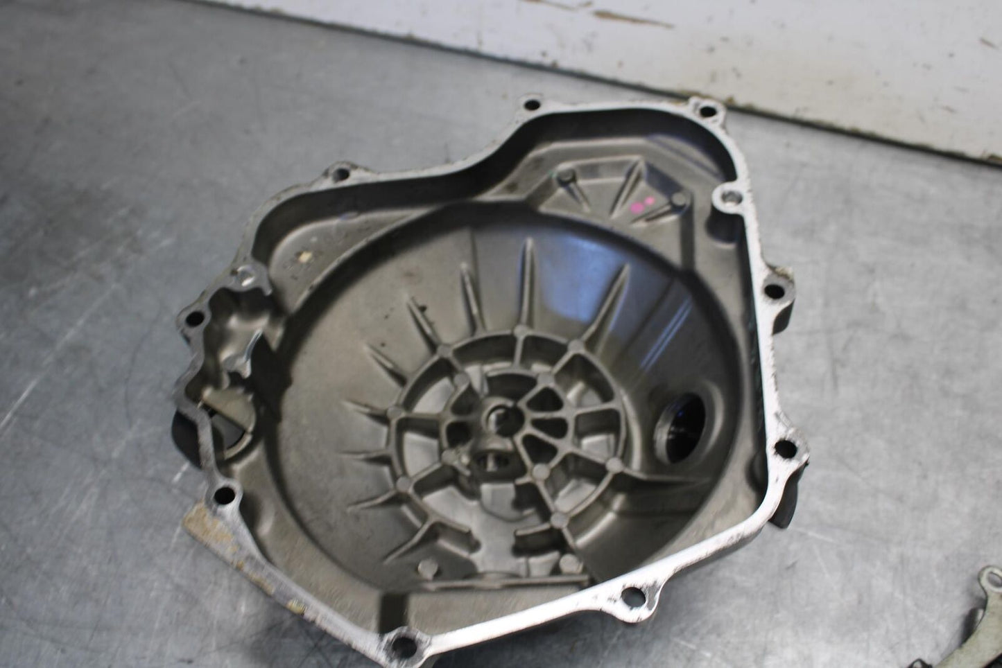 15-16 KAWASAKI EX300 CLUTCH SIDE ENGINE MOTOR COVER BB635