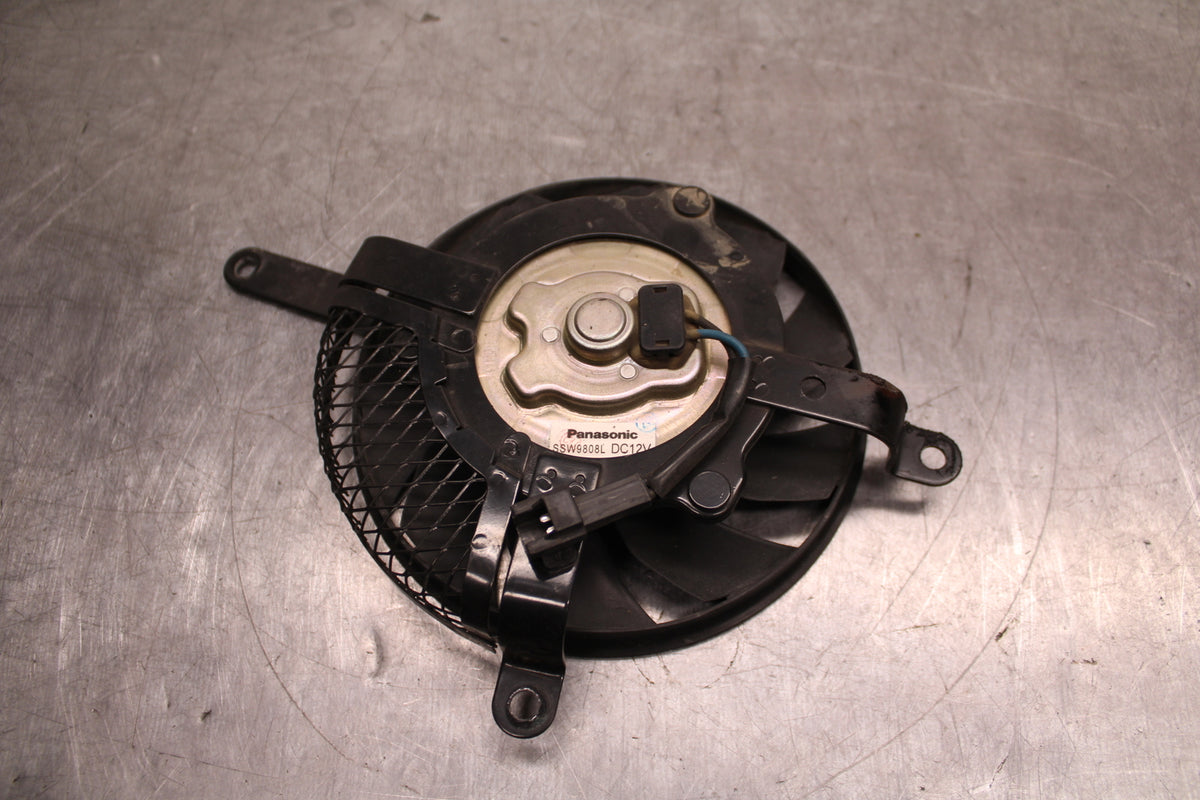 08-10 SUZUKI GSXR750 ENGINE RADIATOR COOLING FAN BB127