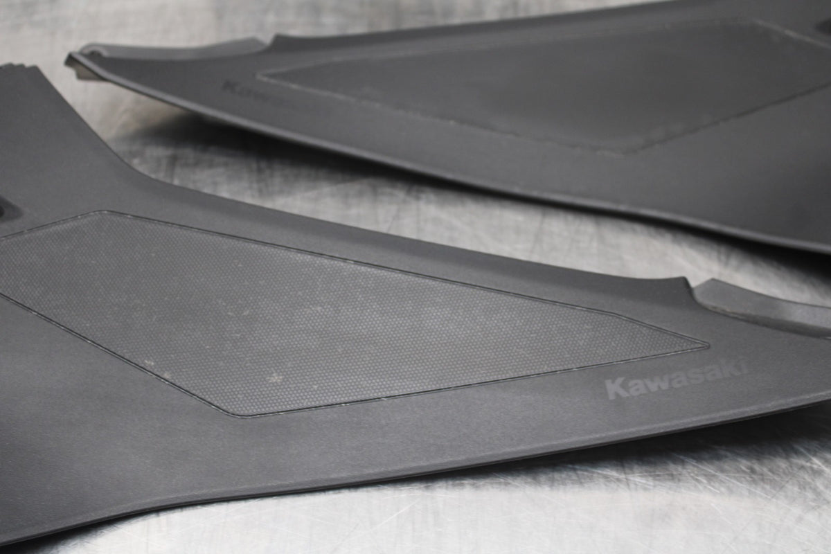 24 KAWASAKI NINJA 500 ABS RIGHT LEFT FRONT SIDE SEAT PANELS TRIMS COWLS BB818