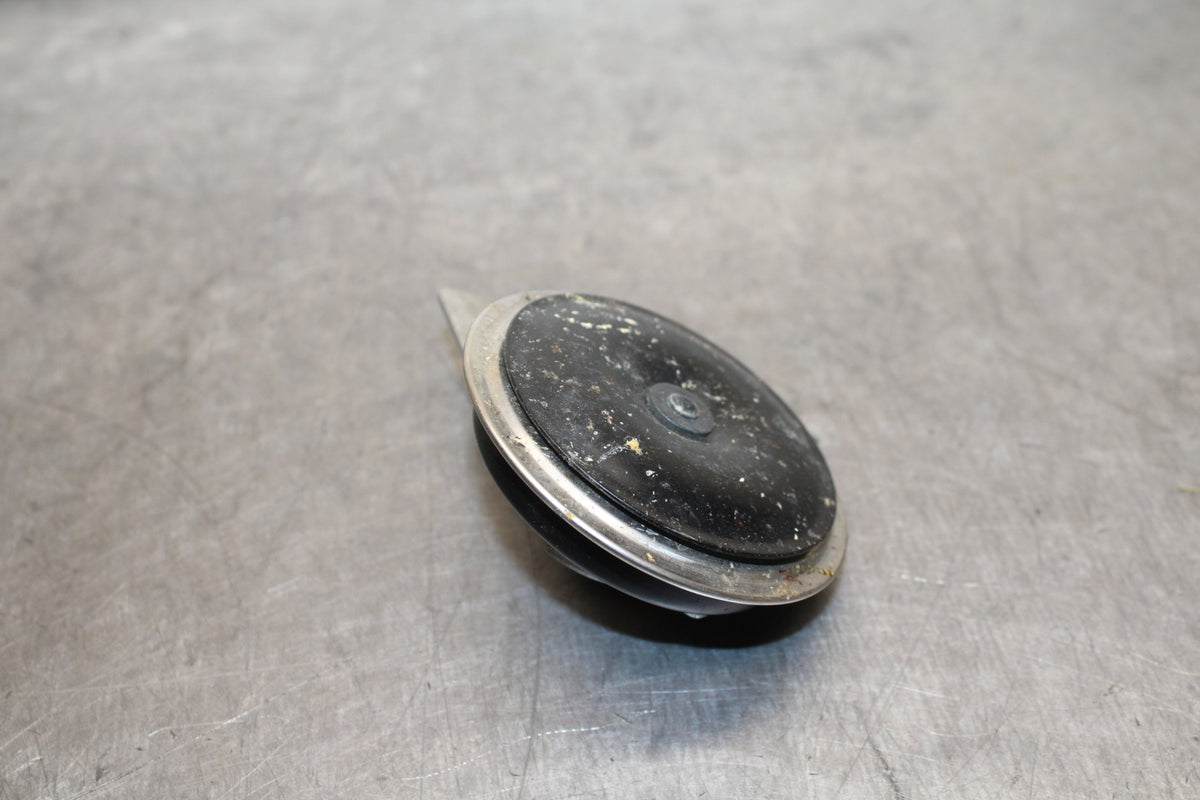 19-23 KAWASAKI NINJA ZX6R HORN SIGNAL BB749