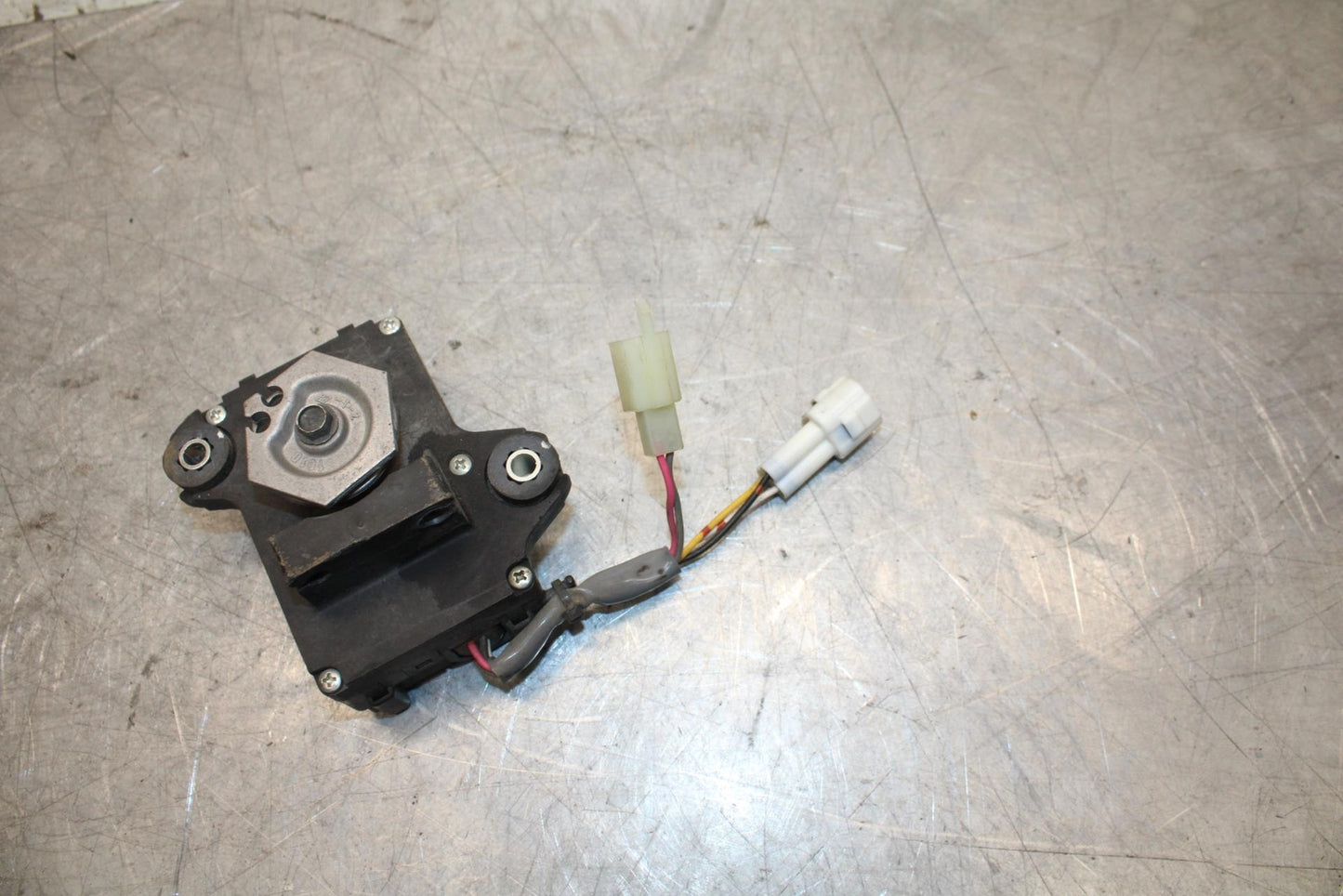 2008 Kawasaki Ninja ZX10R ZX1000E EXHAUST VALVE SERVO MOTOR 21174-0005 BB524