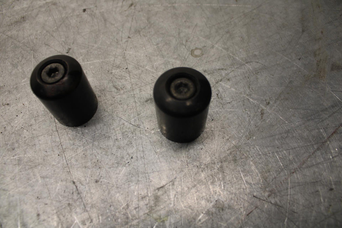 2007 Kawasaki Ninja ZX6R ZX600P HANDLEBAR END CAPS WEIGHTS  13042-1133 BB47