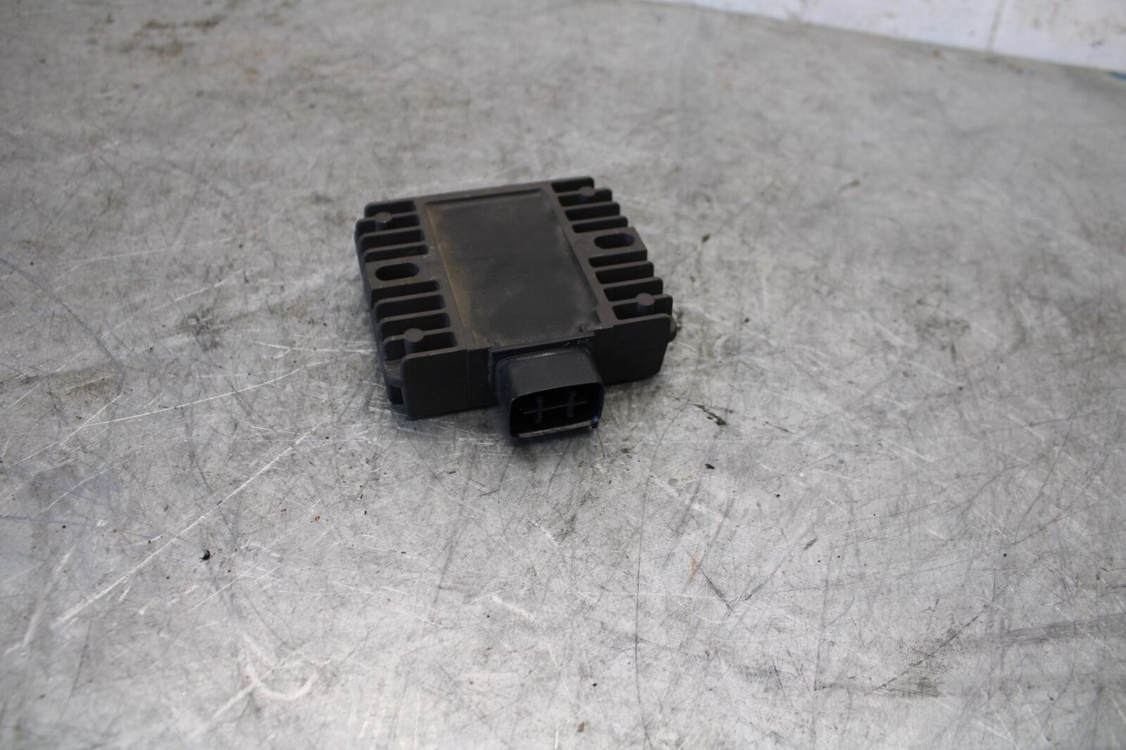 08-16 YAMAHA YZF R6 RECTIFIER VOLTAGE REGULATOR BB431