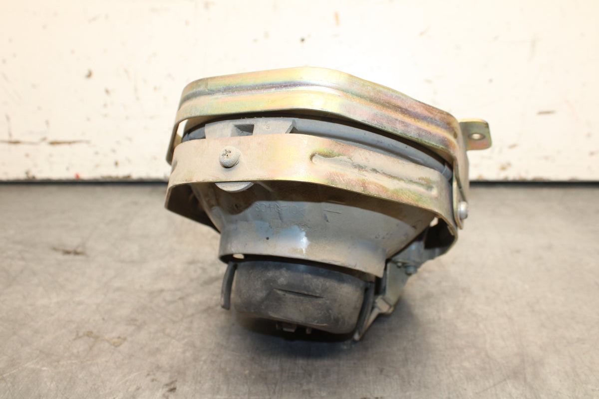 02-04 HONDA VTX1800S SINGLE HEADLIGHT HEAD LAMP LIGHT BB712