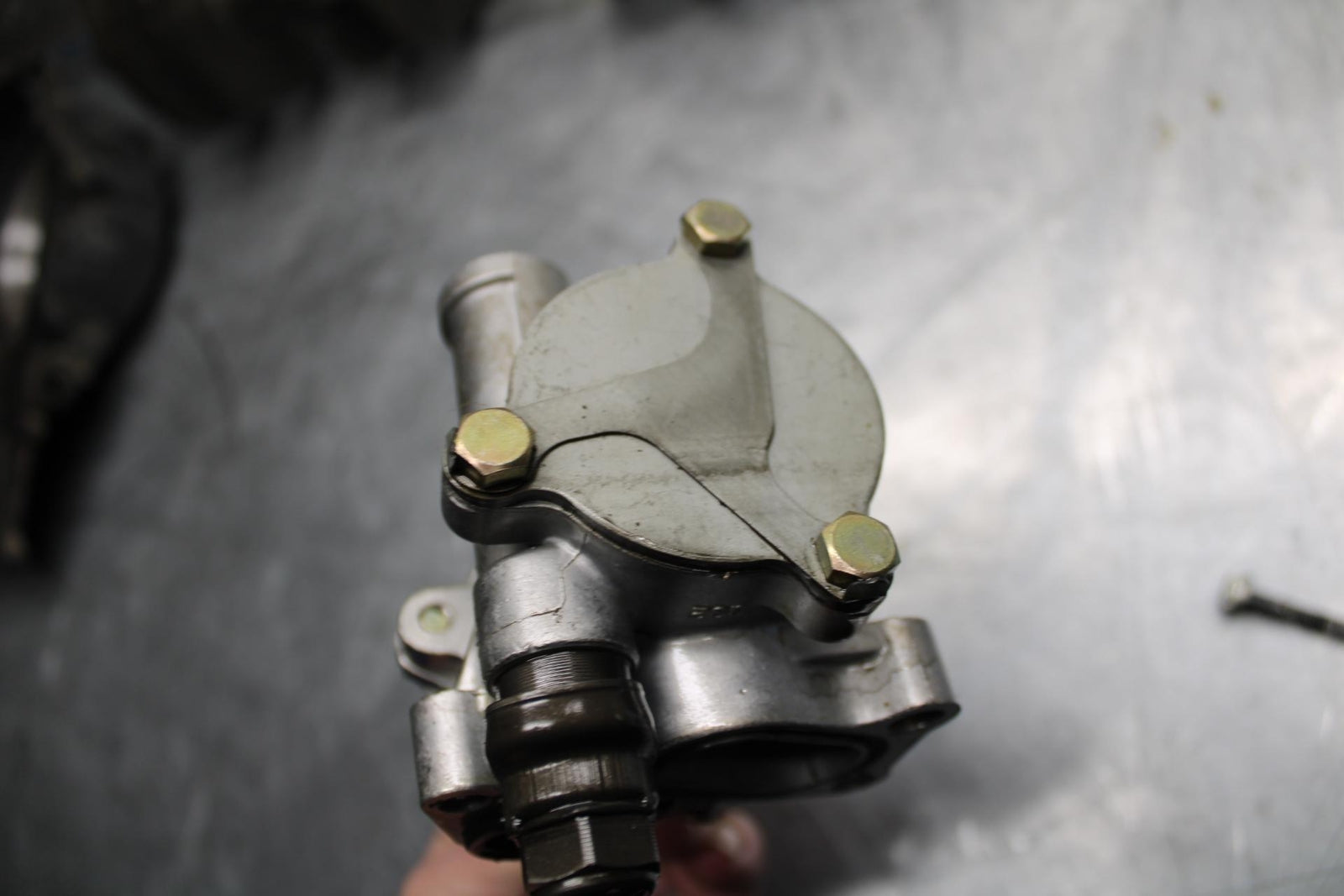 86-87 SUZUKI GSXR1100 ENGINE MOTOR OIL PUMP BB413