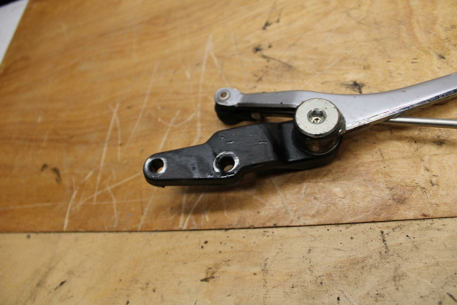 07-12 SUZUKI BANDIT 650S SHIFTER PEDAL BB328