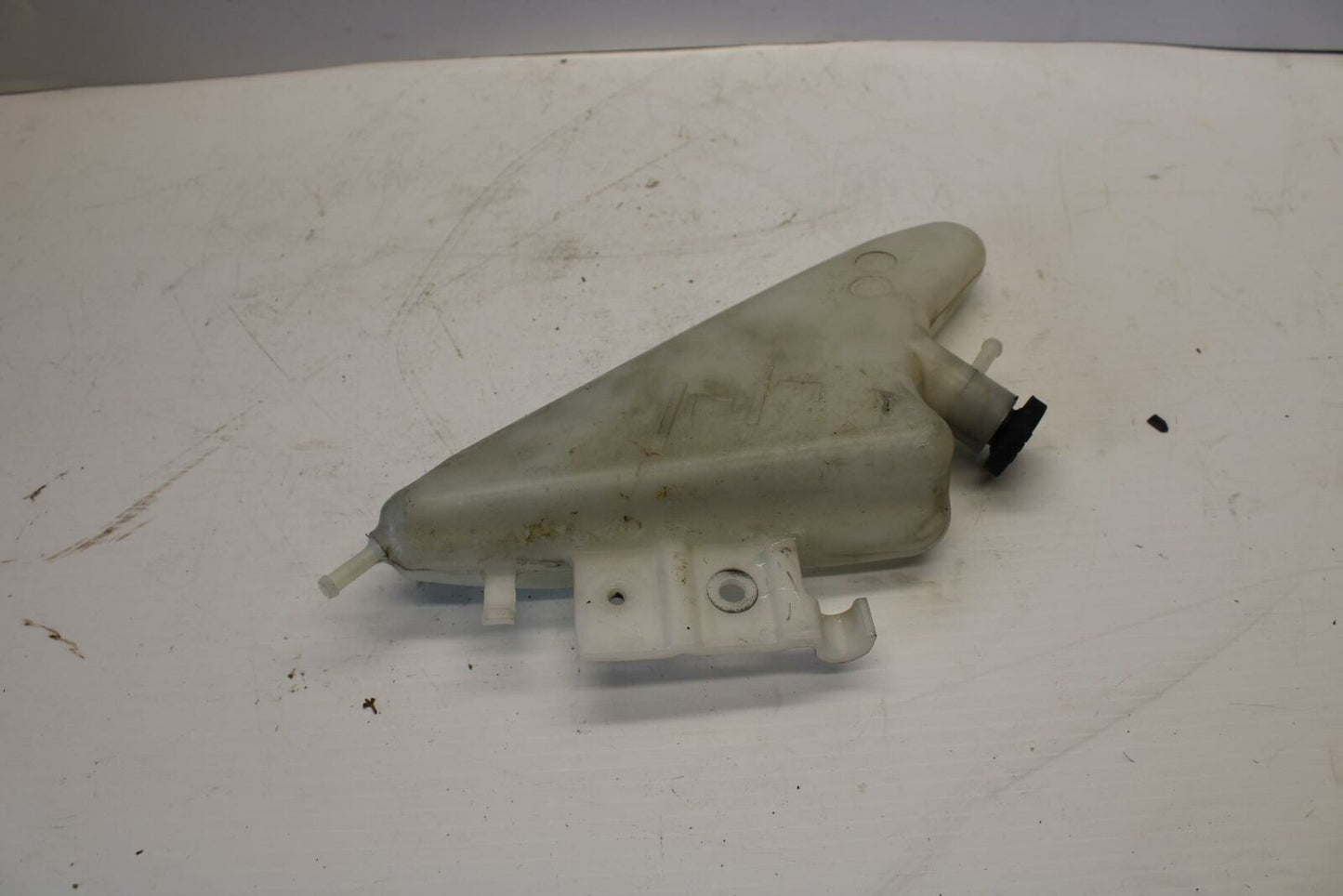 11-21 SUZUKI GSXR600 COOLANT WATER TANK RESERVOIR BOTTLE BB252