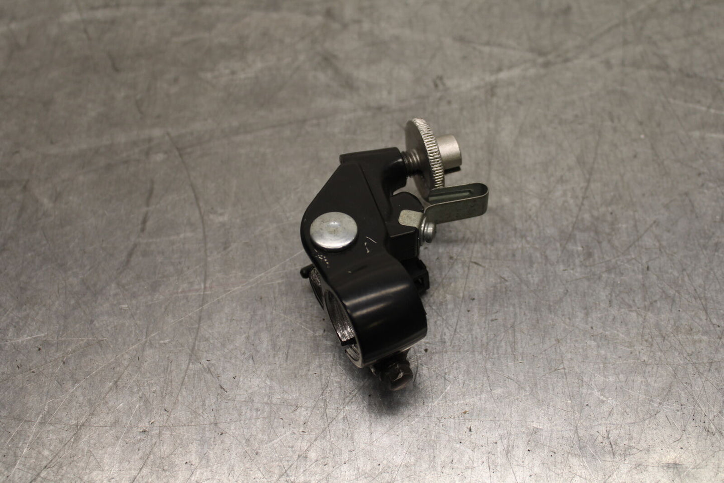 06-07 SUZUKI GSXR 600 CLUTCH LEVER PERCH MOUNT BRACKET BB737