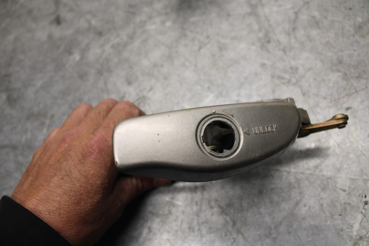 2004 Honda ST1300  LATCH LEVER ASSEMBLY BB49
