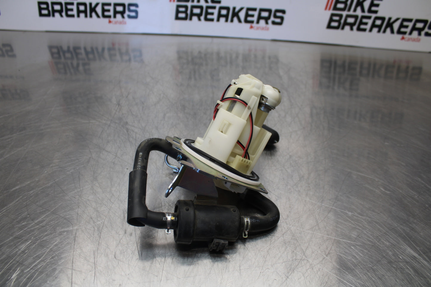 15-16 HONDA CB300F FUEL PUMP GAS PETROL SENDER UNIT BB150