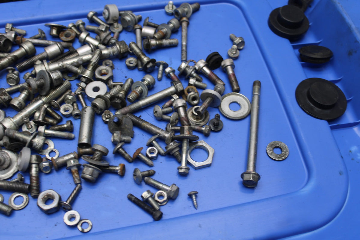 13-16 KTM 390 DUKE MOUNTING BOLTS HARDWARE MOTOR SCREWS BB815