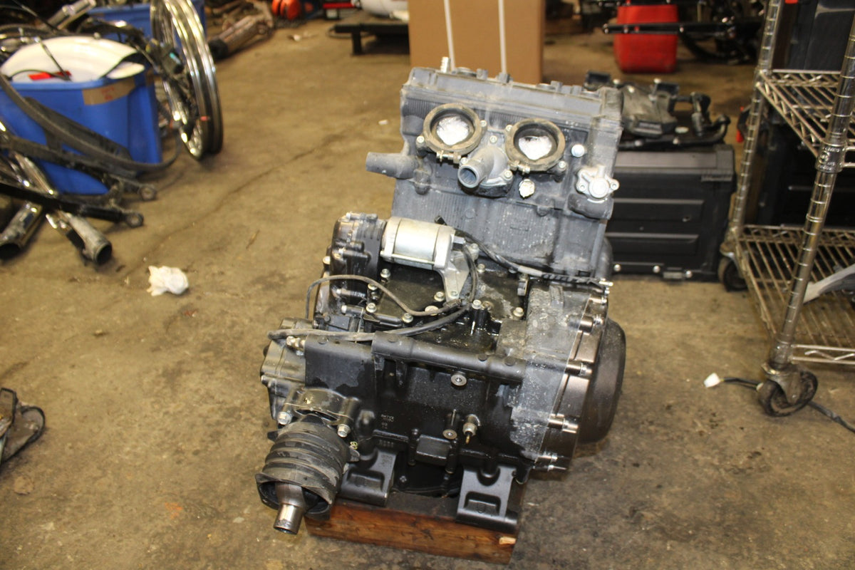 18 YAMAHA SUPER TENERE ENGINE MOTOR BB832