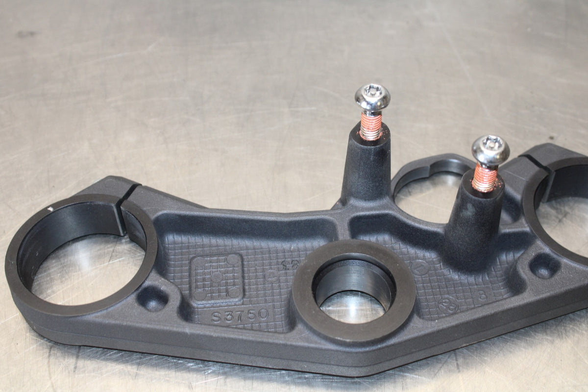 15-26 SUZUKI GSXR600 FORKS UPPER TRIPLE TREE CLAMP BB888