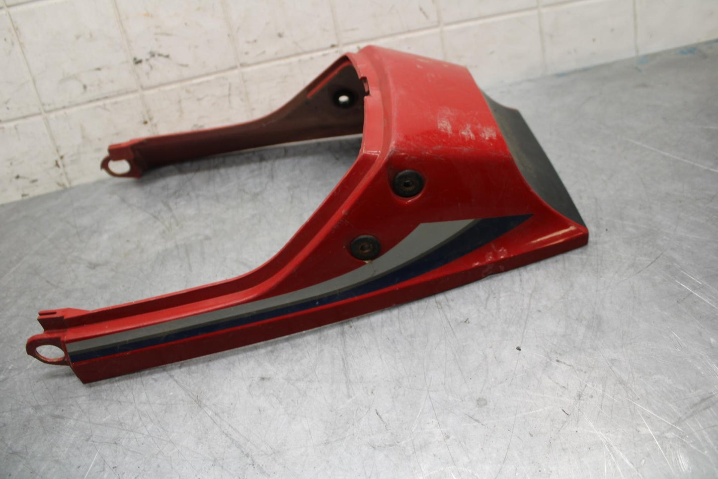 1983 Kawasaki GPz305 EX305B Belt REAR BACK TAIL FAIRING COWL SHROUD #A