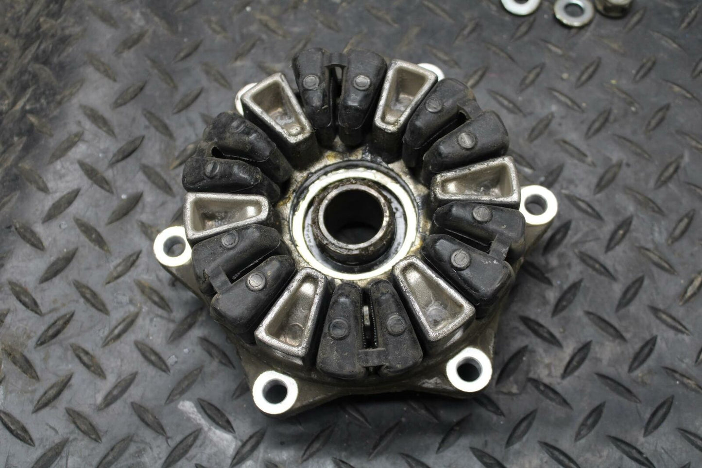 03-04 HONDA CBR600RR REAR HUB W SHOCK DAMPERS CUSH ABSORBERS BB218