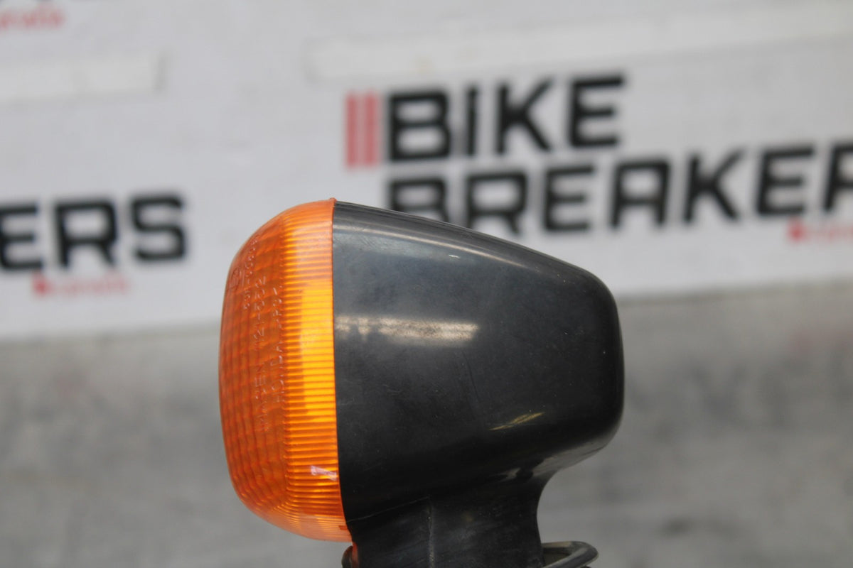98-05 HONDA SUPER HAWK 1000 VTR1000F RIGHT FRONT TURN SIGNAL LIGHT  BB924