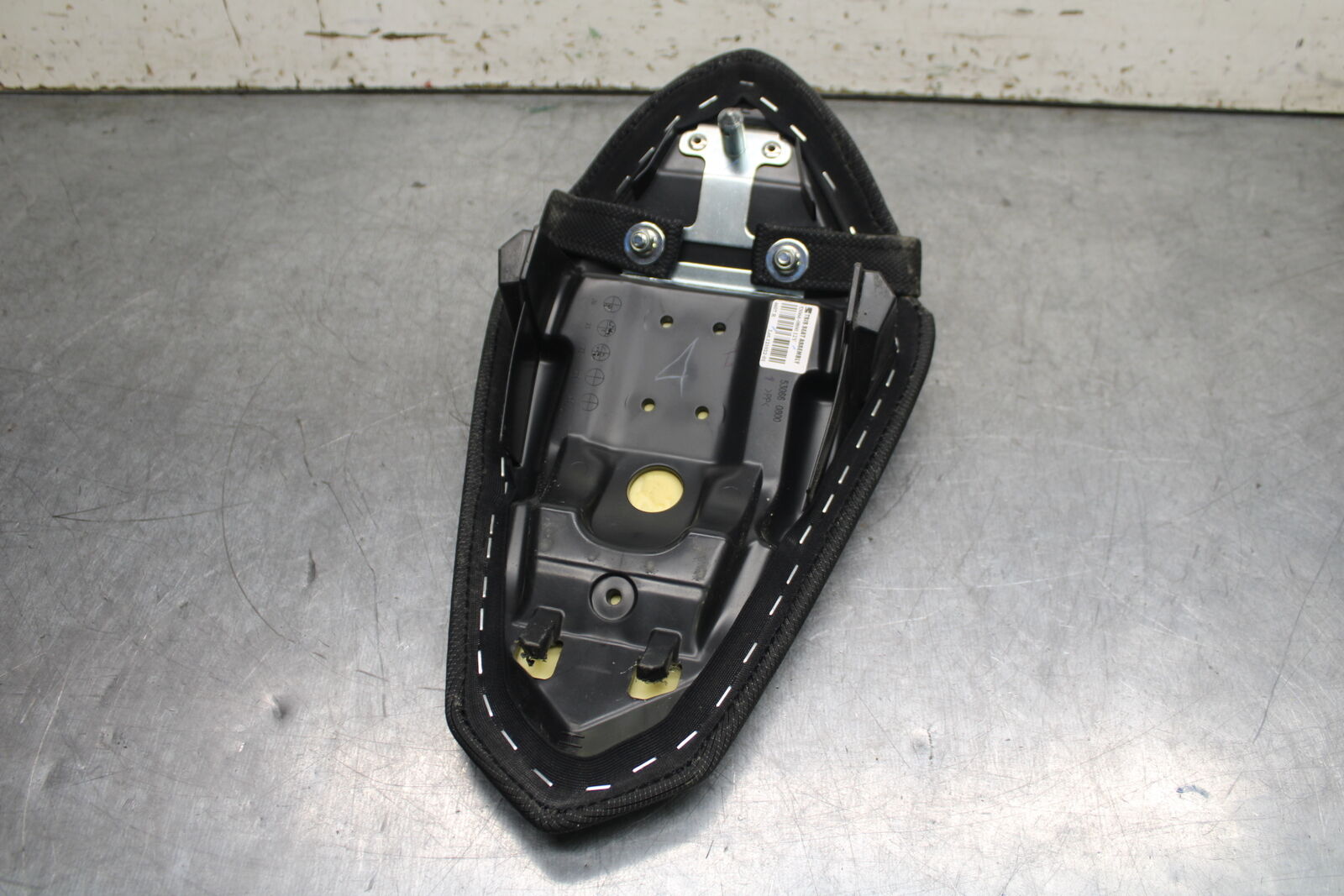 18-23 KAWASAKI NINJA 400 EX400 ABS REAR BACK PASSENGER SEAT PAD SADDLE  BB747