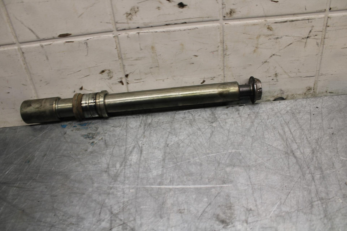 08-16 YAMAHA YZF R6 FRONT WHEEL RIM AXLE PIVOT BOLT 2C0-25181-00-00 BB451
