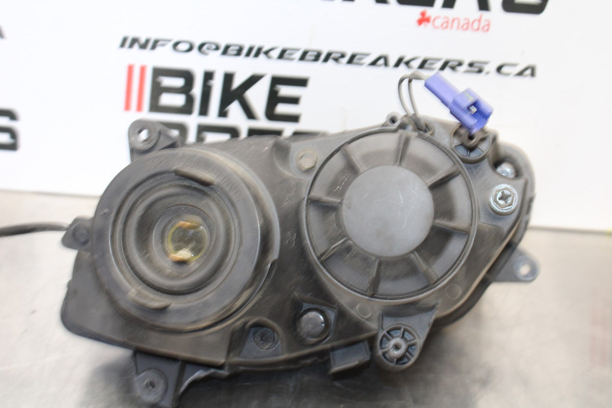 04-05 YAMAHA YZF R1 FRONT RIGHT HEADLIGHT HEAD LIGHT LAMP BB173